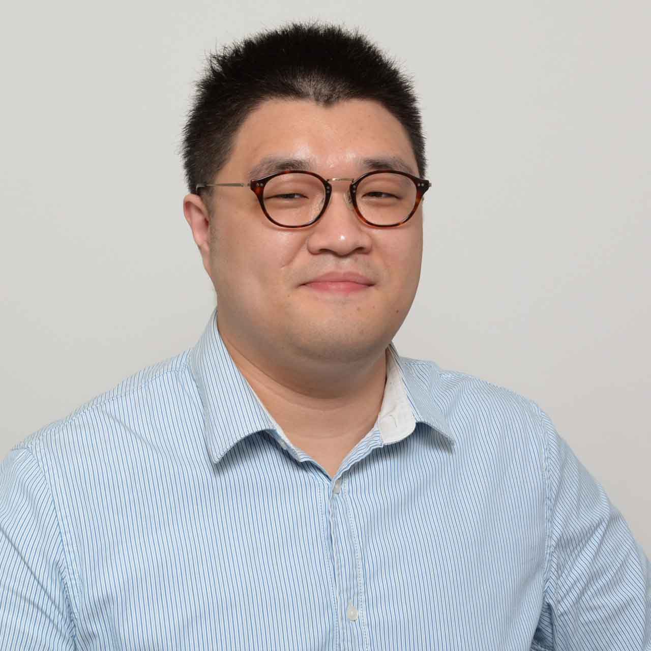 赵 维雍