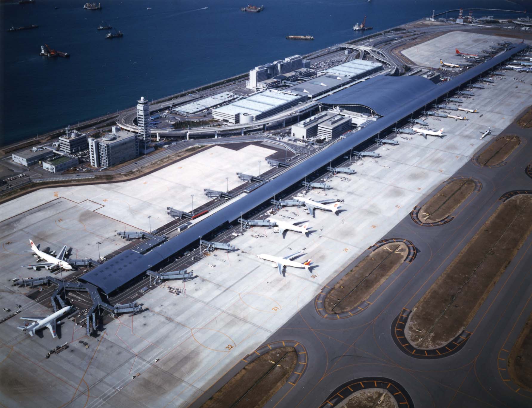 Kansai International Airport Passenger Terminal Building