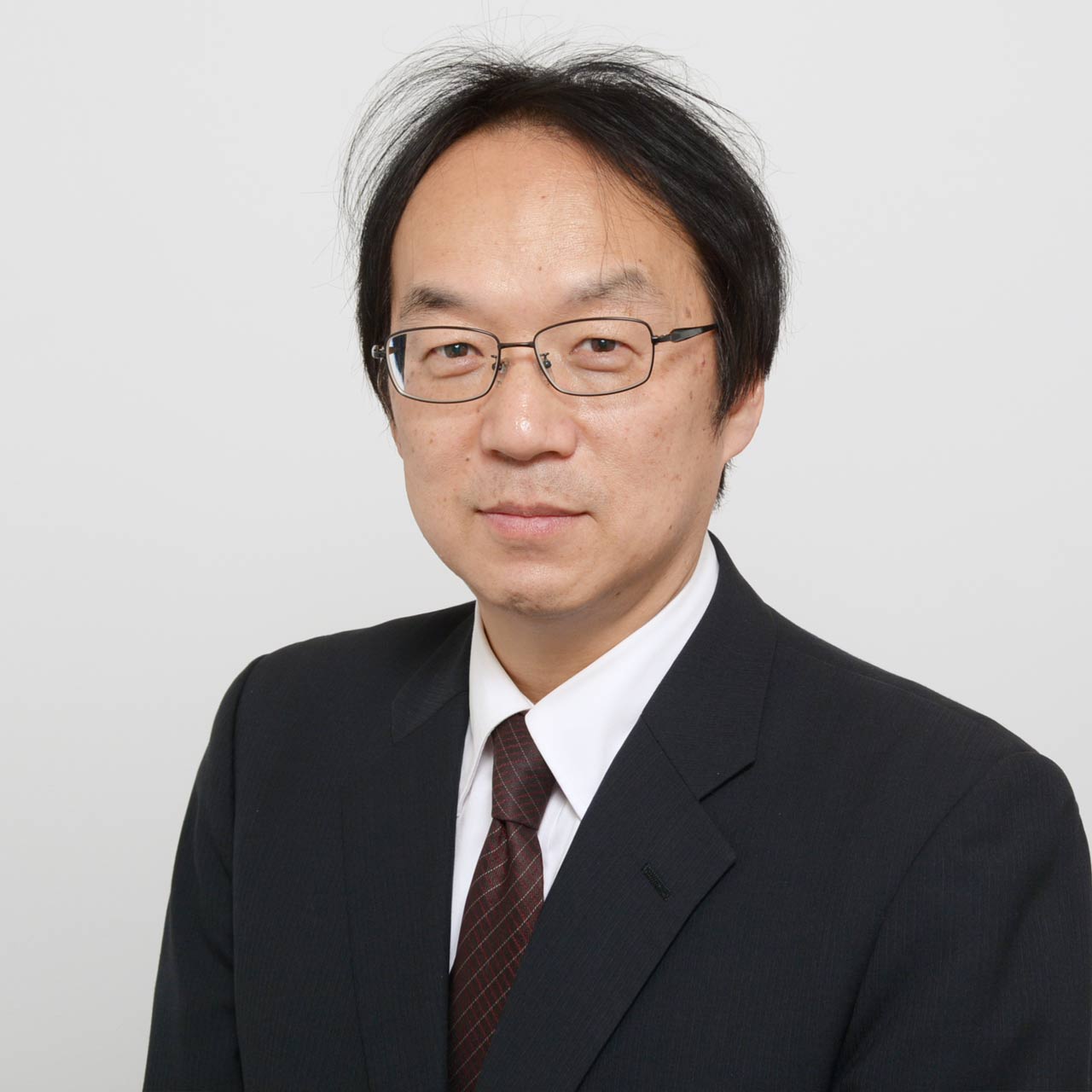 安本 勉