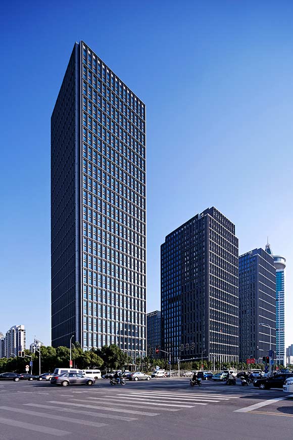 Lujiazui Century Financial Plaza (陸家嘴世紀金融広場)	